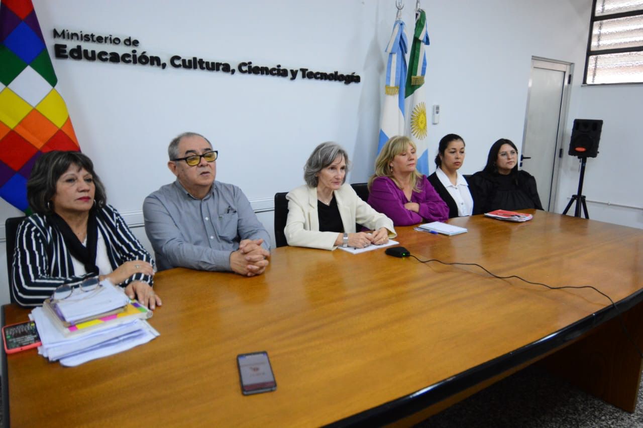 RED APRENDE: COMENZARON LAS CAPACITACIONES PARA BIBLIOTECARIOS Y DOCENTES DE EDUCACIÓN TÉCNICO PROFESIONAL