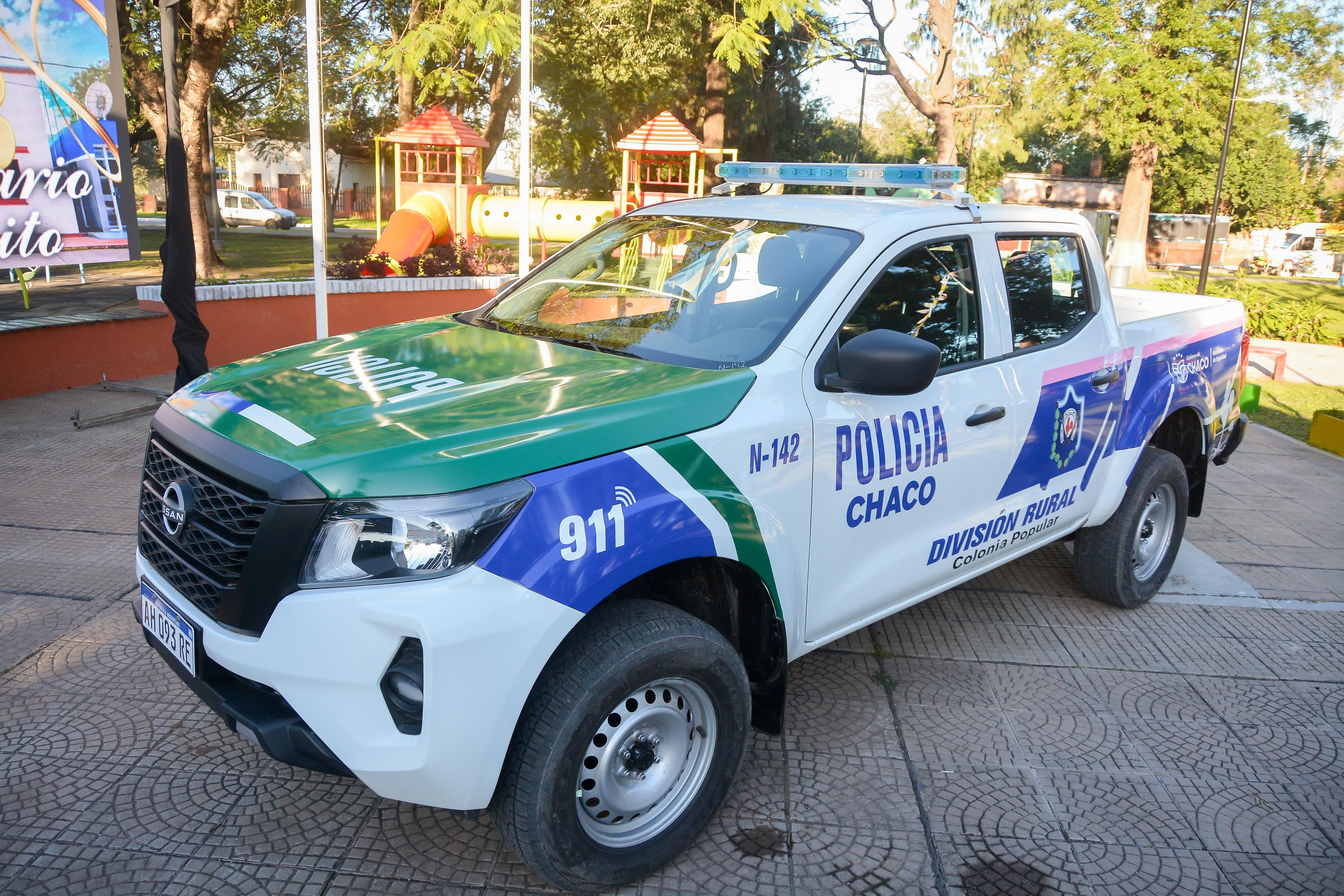 EL GOBERNADOR ZDERO ACOMPAÑÓ EL 113° ANIVERSARIO DE LAPACHITO Y ENTREGÓ UN PATRULLERO PARA LA POLICÍA RURAL