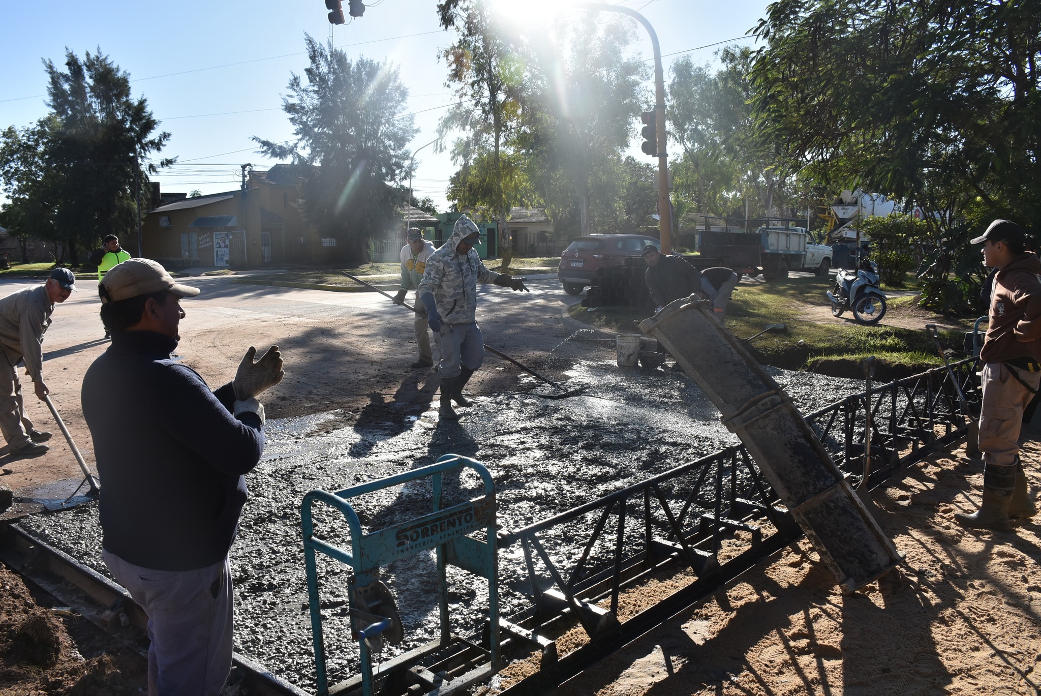 MUNICIPALIDAD DE VILLA ÁNGELA INICIA NUEVA OBRA DE PAVIMENTACIÓN EN CALLE PADRE EDUARDO HRYNIEWICK