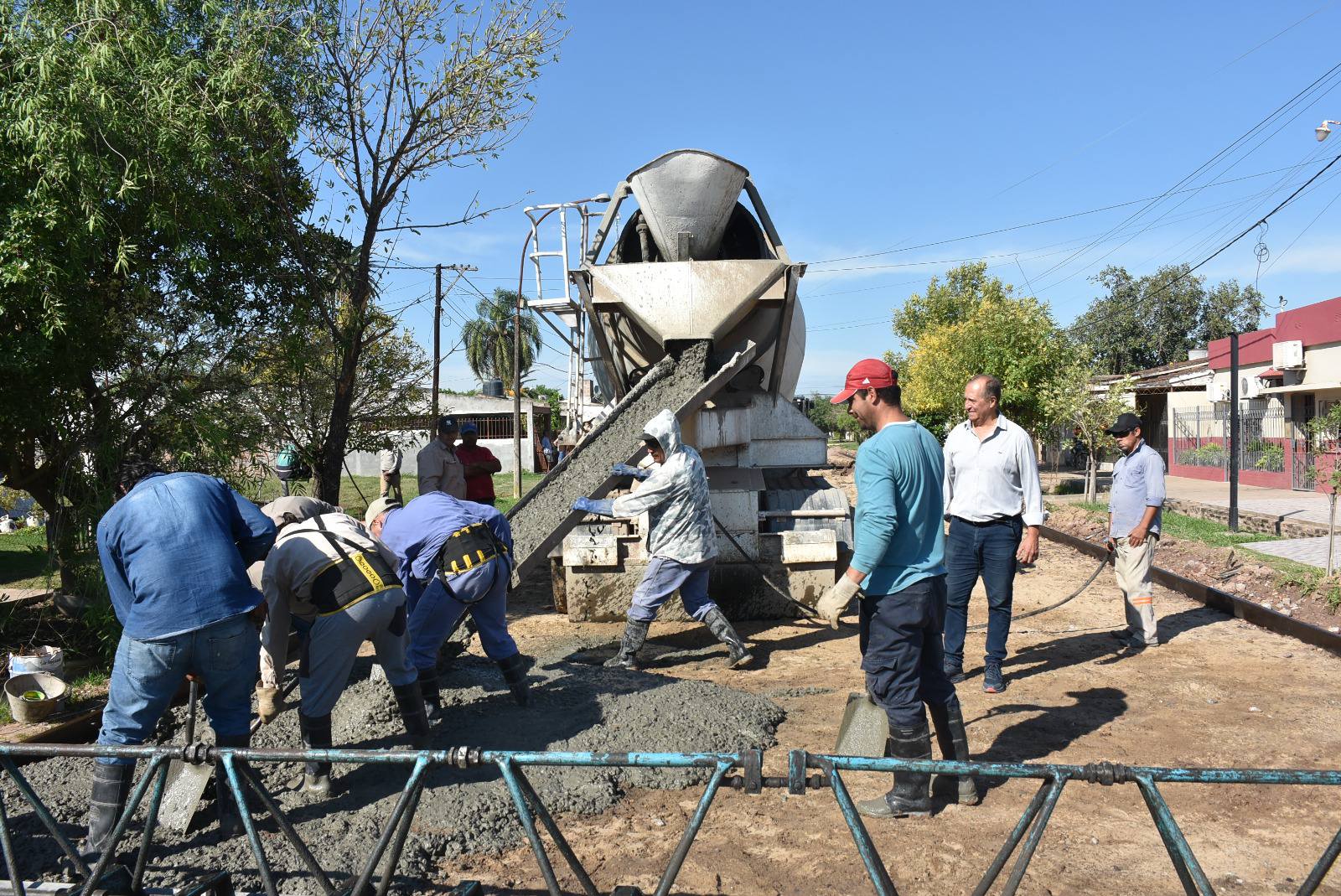 EL INTENDENTE PAPP DESTACÓ EL AVANCE DE LA OBRA DE PAVIMENTO EN CALLE TUCUMÁN Y ADVIERTE SOBRE LA DISMINUCIÓN DE FONDOS NACIONALES