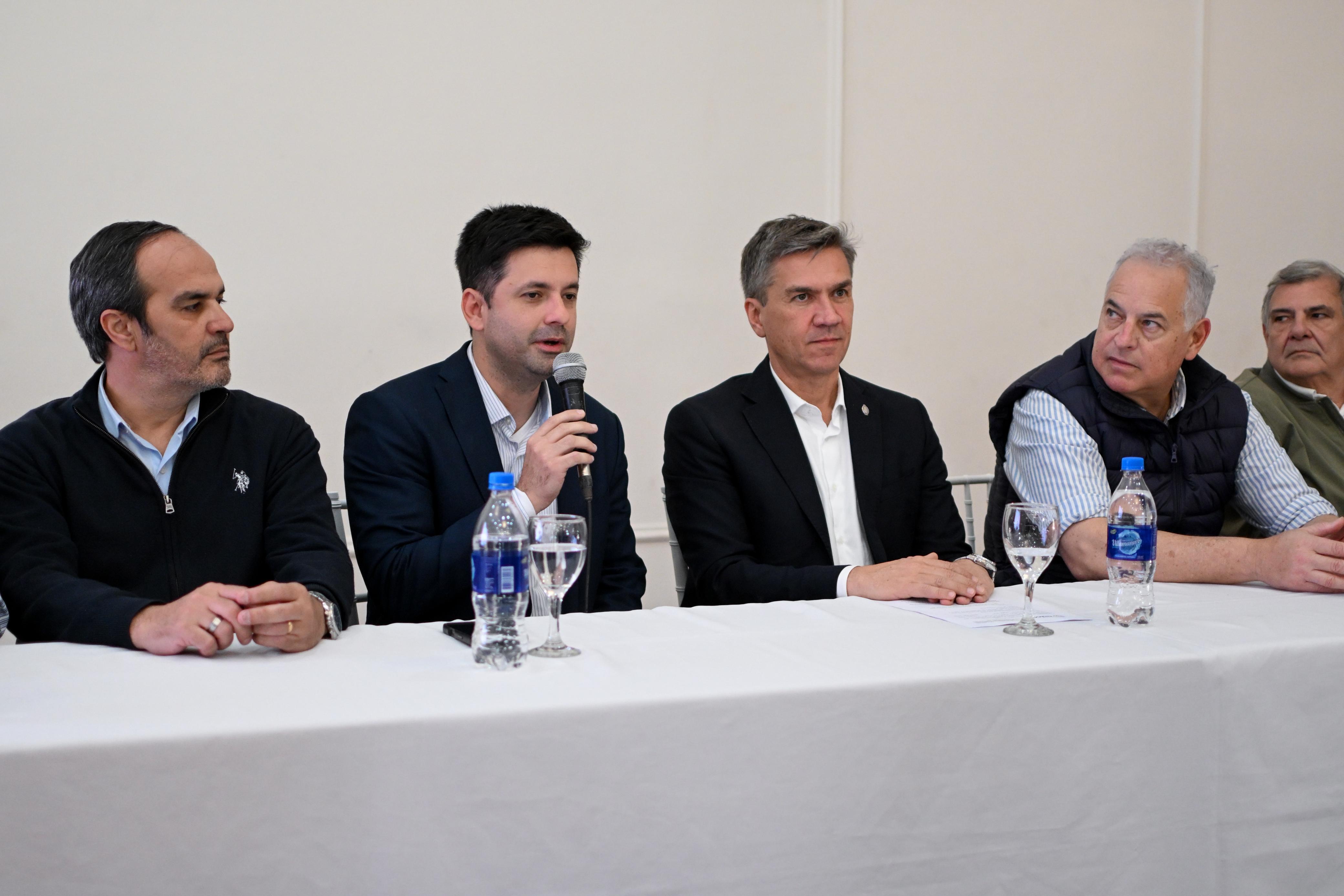 *S&Aacute;ENZ PE&Ntilde;A AVANZA: EL GOBERNADOR ZDERO FIRM&Oacute; EL CONVENIO PARA TERMINAR LA AVENIDA ESPA&Ntilde;A*