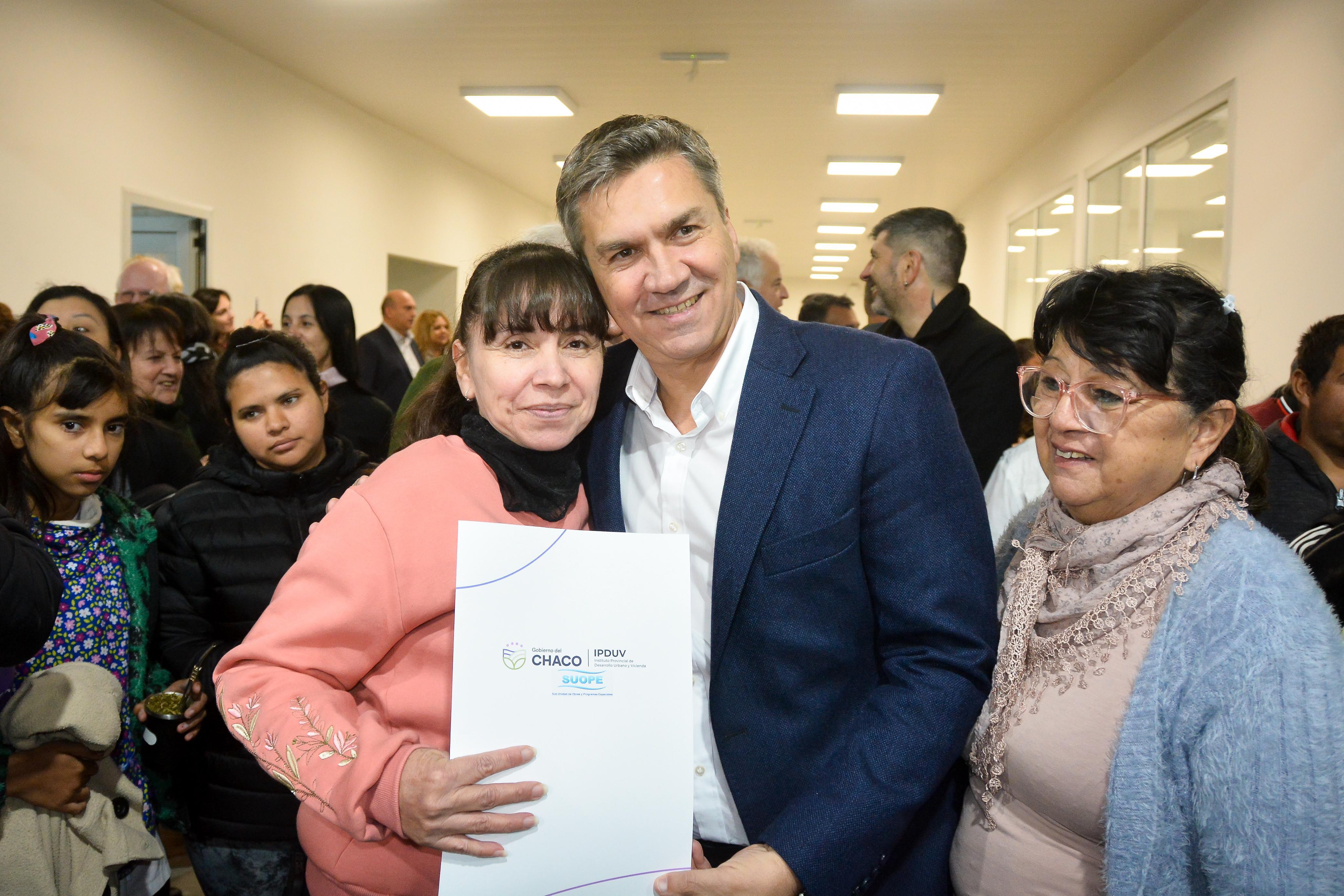 “ES UN HECHO HISTÓRICO”, ASEGURÓ EL GOBERNADOR ZDERO, TRAS INAGURAR LA NUEVA TERMINAL DE ÓMNIBUS EN PRESIDENCIA DE LA PLAZA