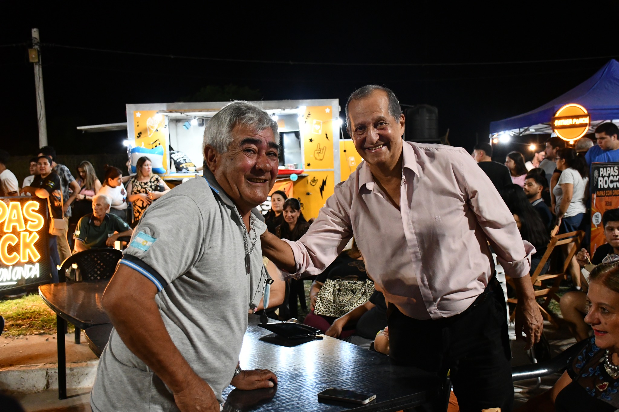 VILLA &Aacute;NGELA REALIZ&Oacute; LA VIGILIA POR MALVINAS EN EL ESPACIO P&Uacute;BLICO DE USOS M&Uacute;LTIPLES  MUNICIPAL