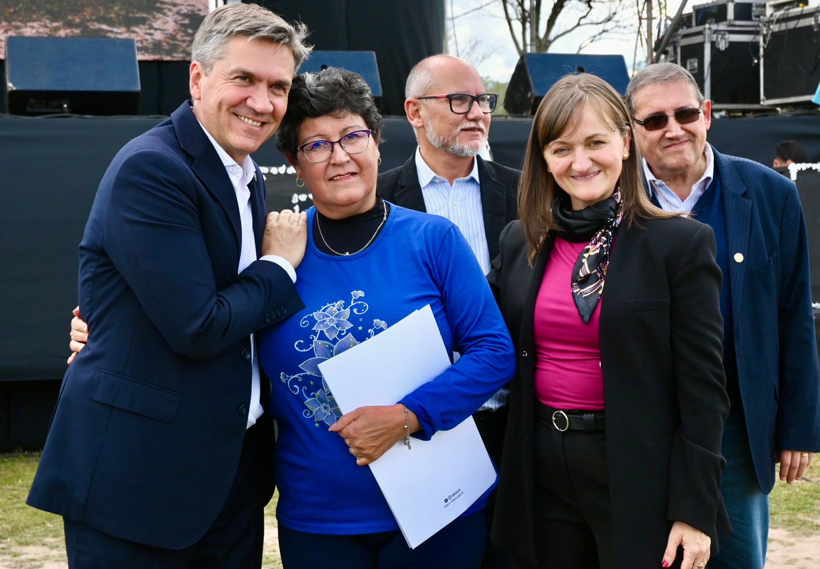 EL GOBERNADOR ZDERO ACOMPAÑÓ  EL ANIVERSARIO 137º DE PUERTO TIROL