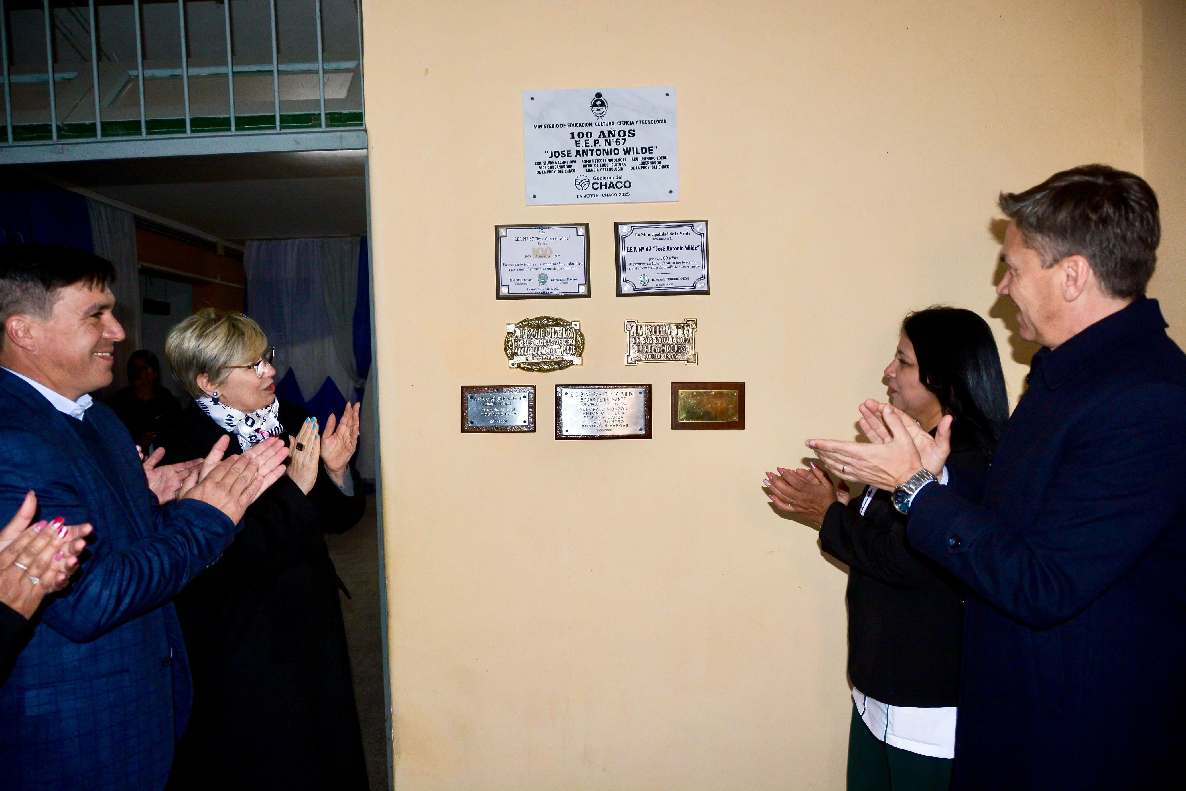 LA VERDE: EL GOBERNADOR ZDERO ACOMPAÑÓ EL 100° ANIVERSARIO DE LA ESCUELA PRIMARIA 67 “JOSÉ ANTONIO WILDE”