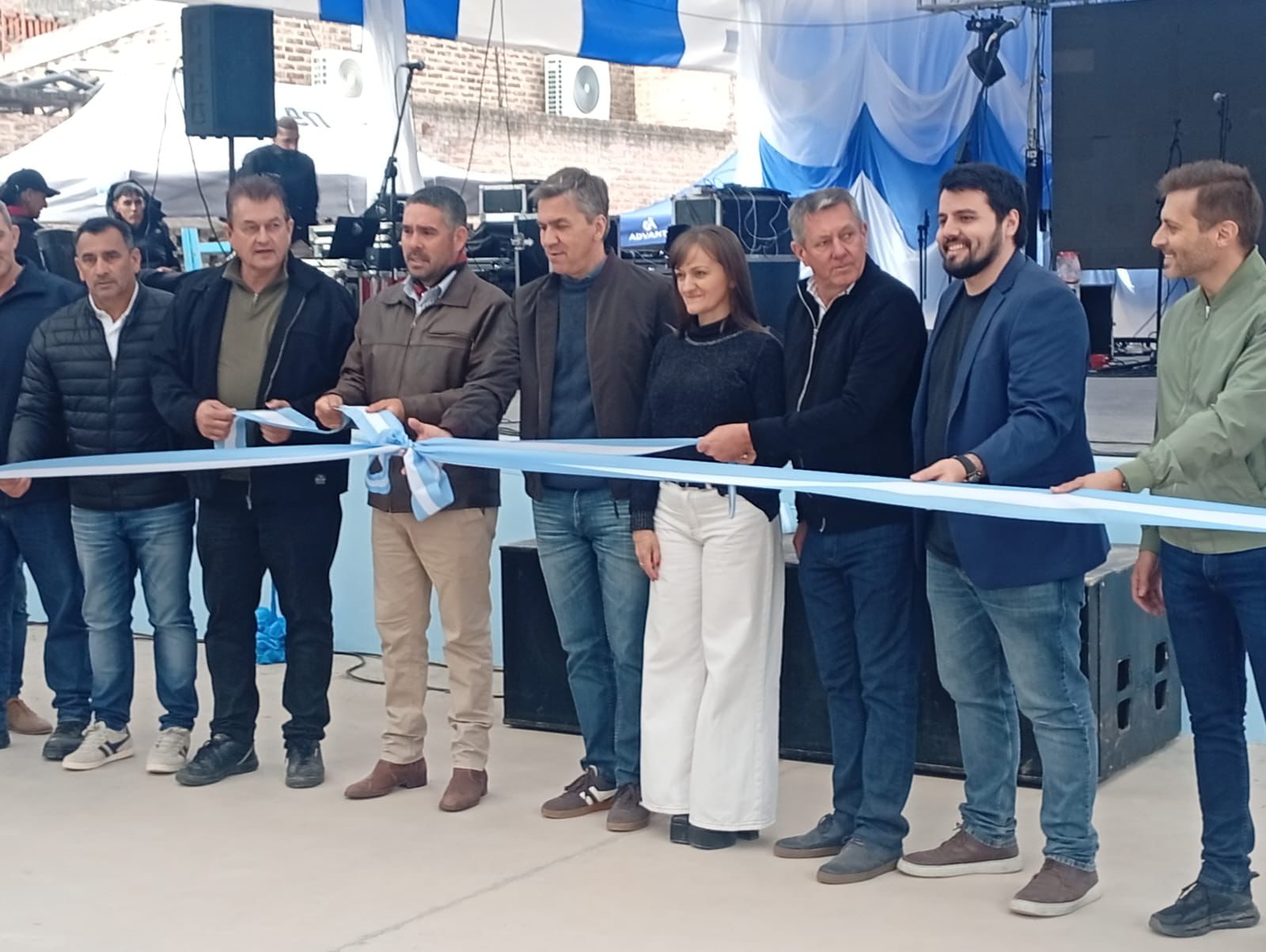*CHARATA: ZDERO ACOMPA&Ntilde;&Oacute; LA 28&deg; FIESTA PROVINCIAL DEL CERDO E INAUGUR&Oacute; NUEVAS OBRAS EN EL CLUB COOPERATIVISTA*