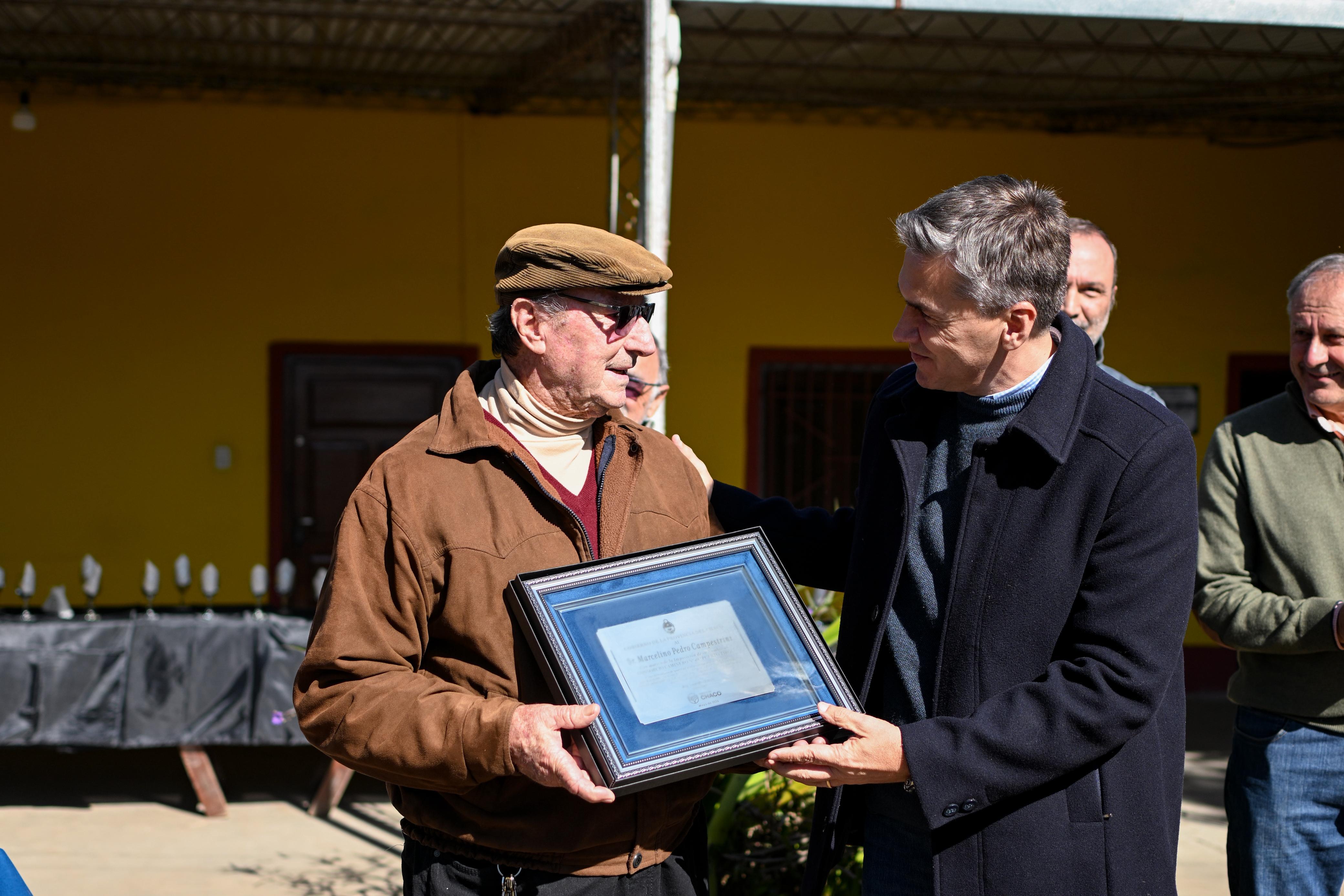 CONSORCIOS CAMINEROS: EMOTIVO HOMENAJE A HOMBRES QUE DEDICARON SU VIDA A LOS CAMINOS RURALES DEL CHACO