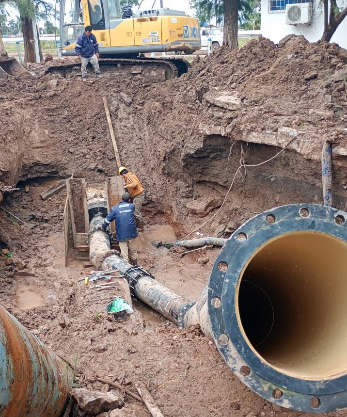 HISTÓRICO: SE REPARÓ EL PRIMER ACUEDUCTO, TRAMO SÁENZ PEÑA-VILLA ÁNGELA PARA AUMENTAR EL CAUDAL DE AGUA EN LA ZONA