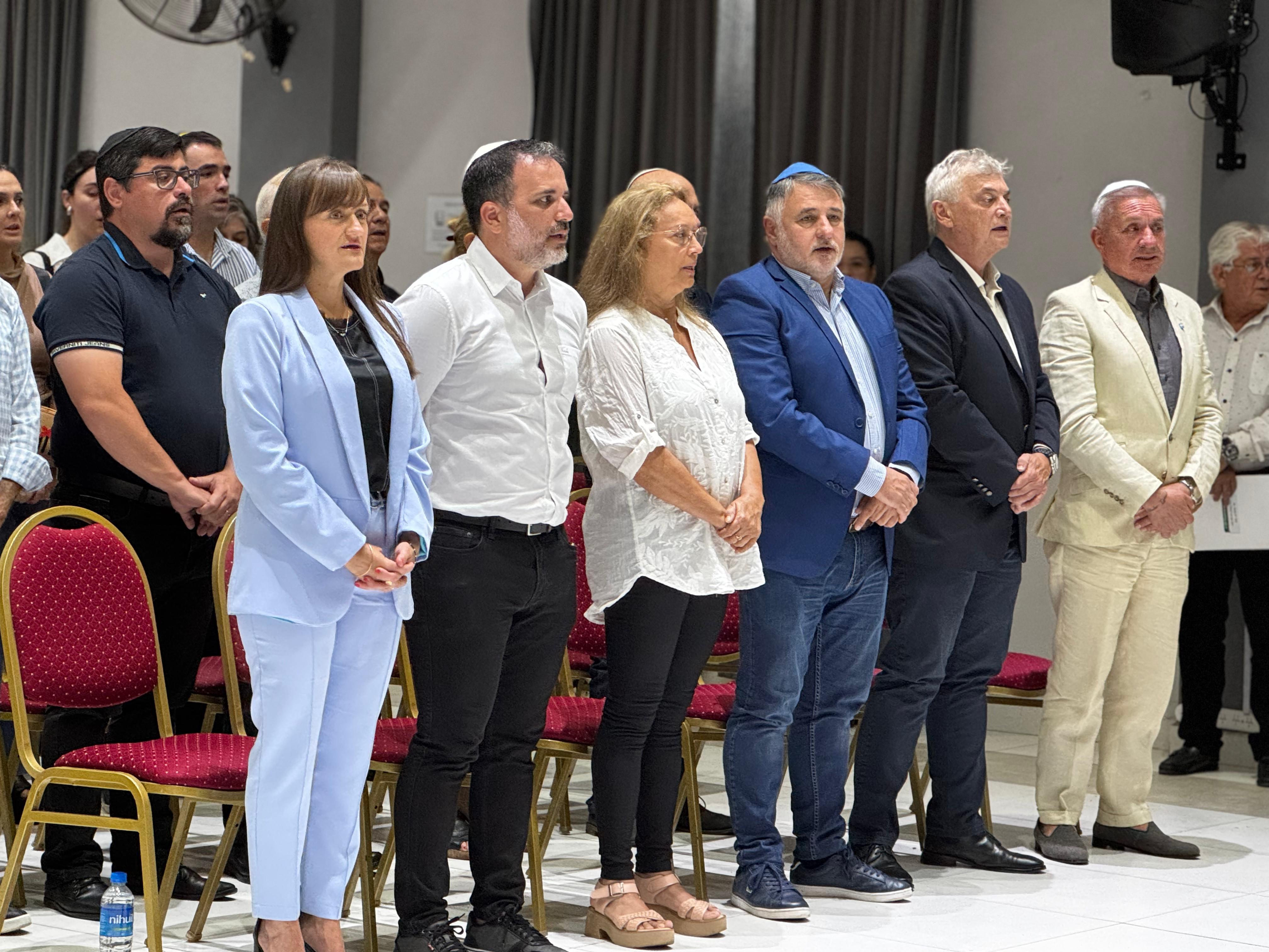 LA VICEGOBERNADORA SCHNEIDER ACOMPAÑÓ EL ACTO DE CONMEMORACIÓN POR EL DÍA INTERNACIONAL DE LAS VÍCTIMAS DEL HOLOCAUSTO