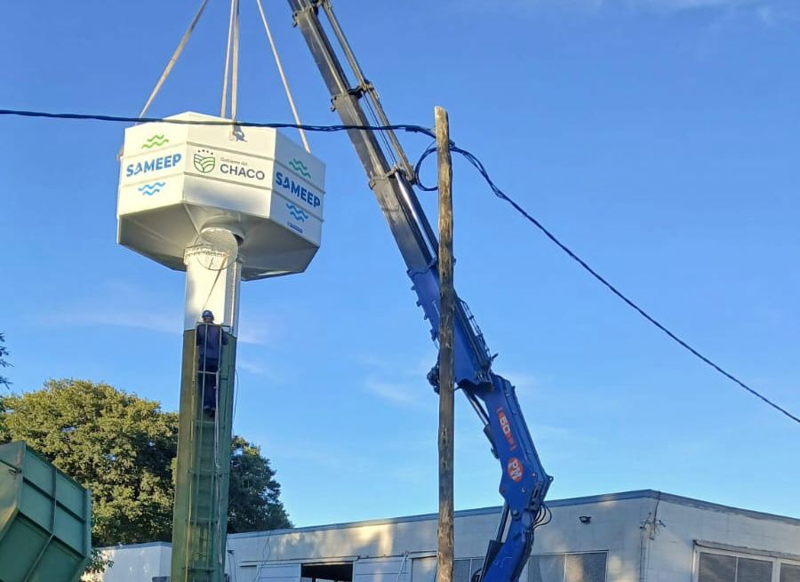 *DE CARA A LA BIENAL 2026, SAMEEP INSTAL&Oacute; UN NUEVO TANQUE PARA GARANTIZAR EL SUMINISTRO DE AGUA EN EL DOMO DEL CENTENARIO*